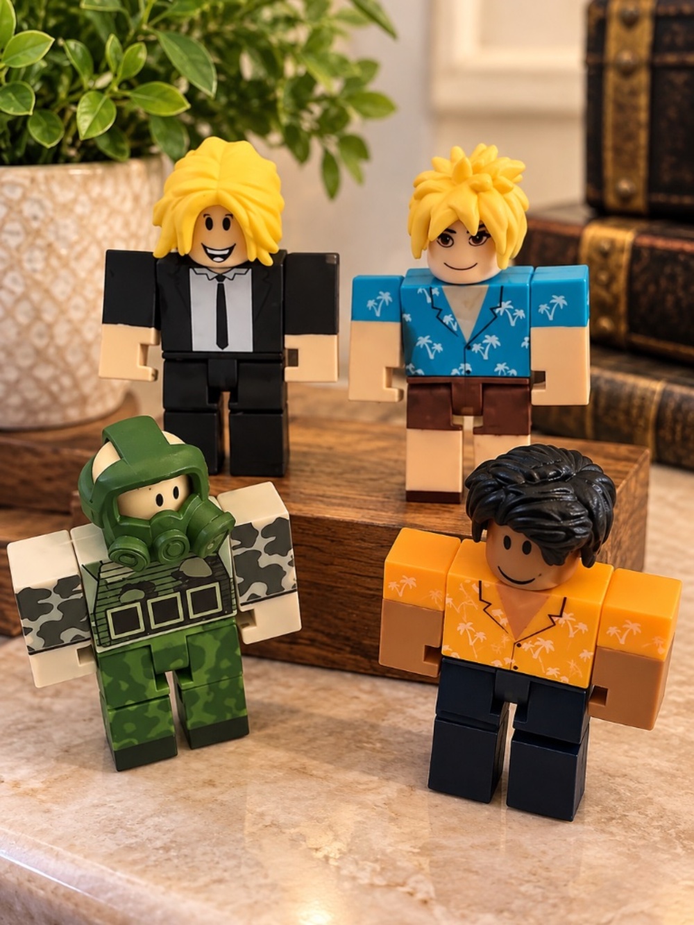 Roblox Jazwares 2.75" Action Figure Lot of 4 Collectible Characters
